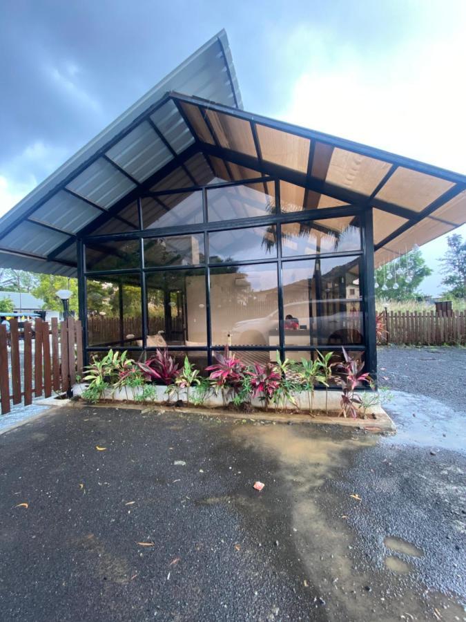 לונבלה Glass House With Pvt Pool By Miracle Resort & Villa מראה חיצוני תמונה